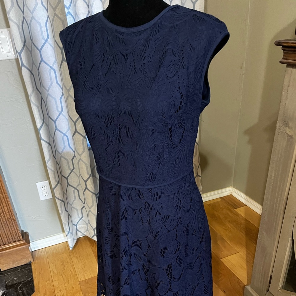 Lace Lined Gilli Size 10 Navy sleeveless dress